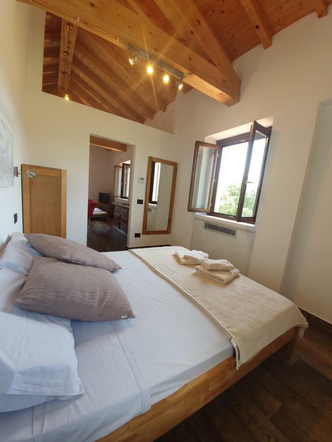 Agriturismo Podere Nigriano Salò Εξωτερικό φωτογραφία