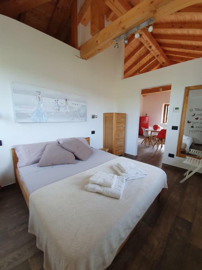 Agriturismo Podere Nigriano Salò Δωμάτιο φωτογραφία